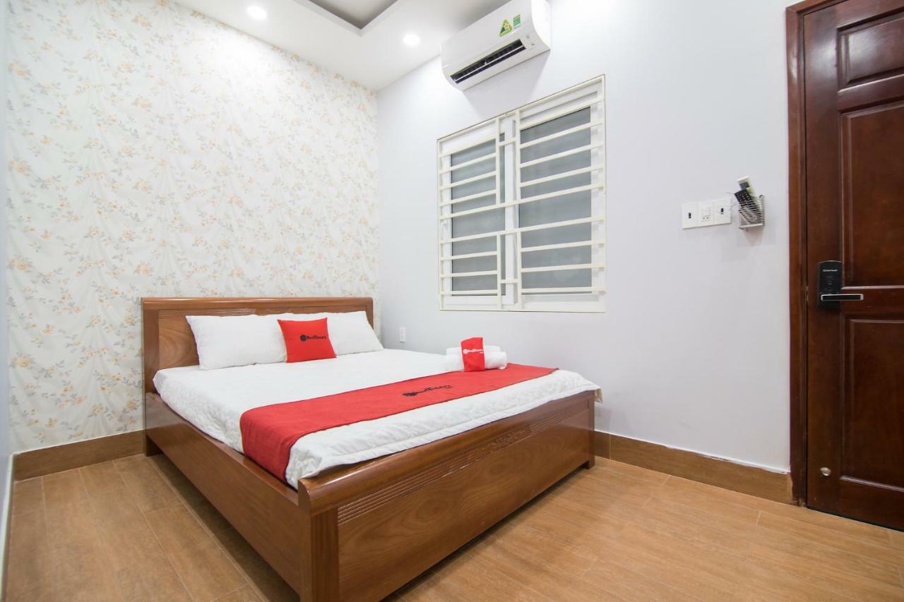 Reddoorz Plus @ Huynh Tan Phat Ho Chi Minh City Exterior photo